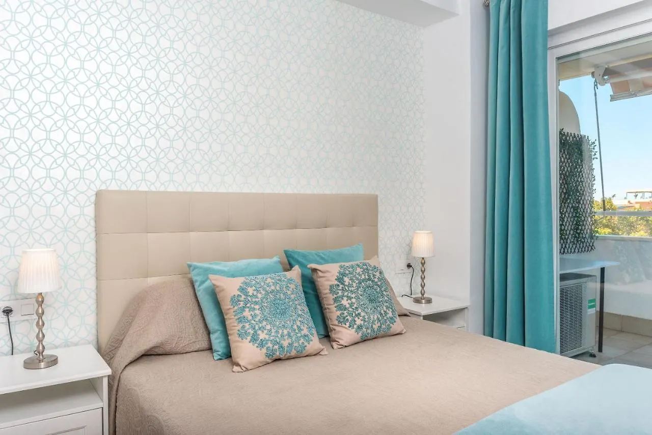 Apartamento Azul Puerto Marbella Daire